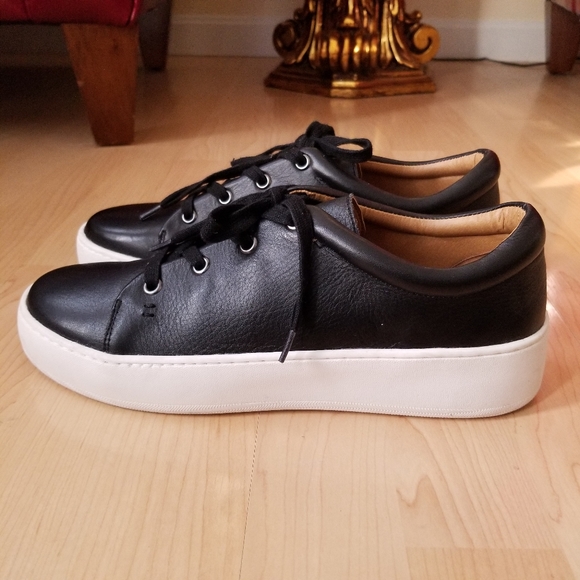 Aerosoles Black Leather Lace Up Comfort Sneakers, Term Paper, size 10 Width M - Picture 8 of 8